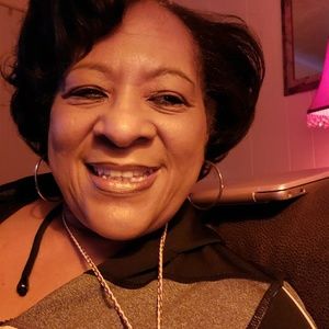 Meet your Posher, Marcia